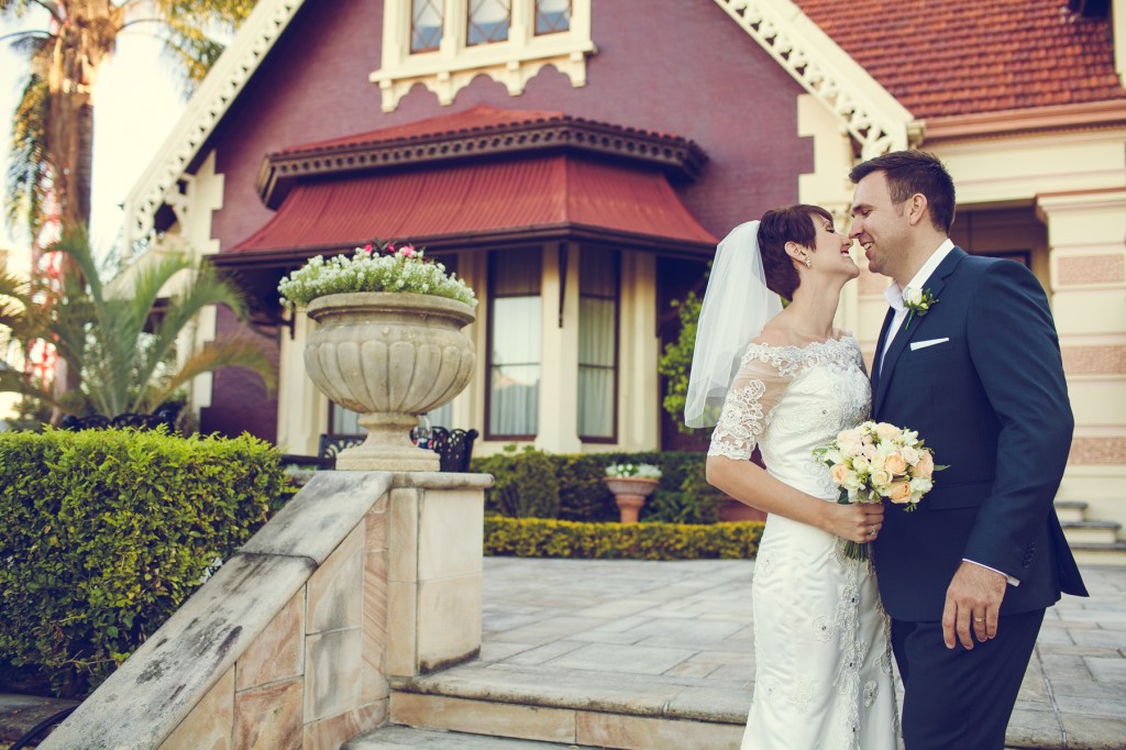 Shafston House Wedding with Brisbane City Celebrant Jamie Eastgate. Image by Sarah Fountain Photography