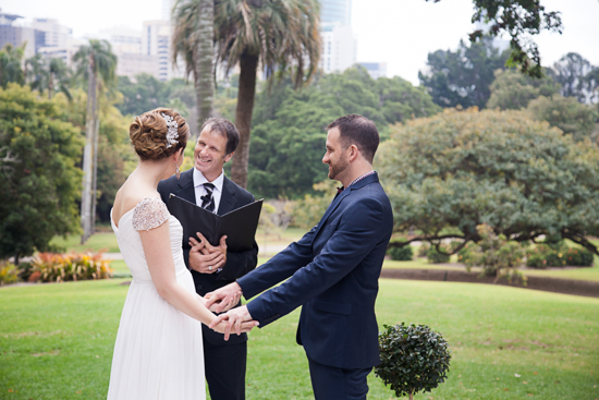 Gardens Club Wedding with Brisbane Wedding Celebrant Jamie Eastgate perfectly captured by Quince & Mulberry Studios
