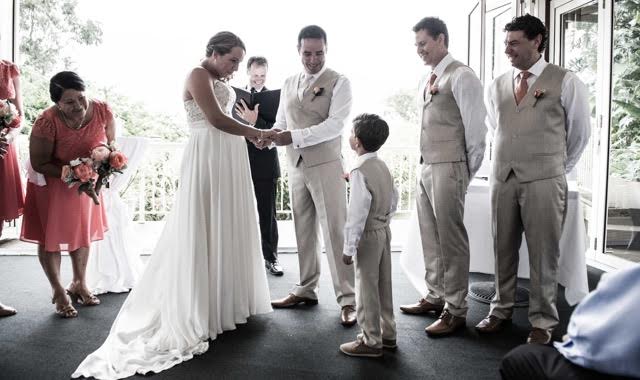Topiaries Wedding with Marriage Celebrant Jamie Eastgate